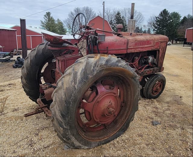 Image of Farmall Super M equipment image 4