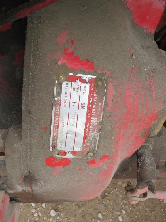 Image of Farmall Super M equipment image 4