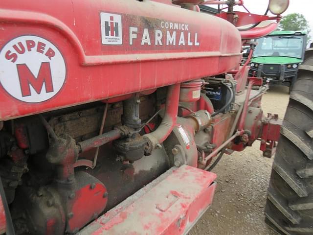 Image of Farmall Super M equipment image 3