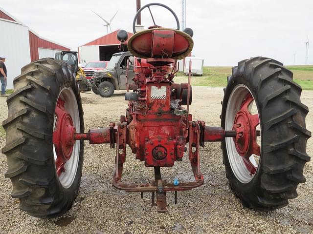 Image of Farmall Super M-TA equipment image 3