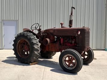 Main image International Harvester Super W6