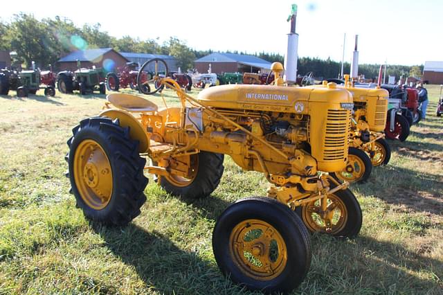 Image of Farmall Super A equipment image 2