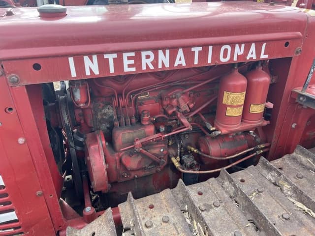 Image of International Harvester TD9 equipment image 3