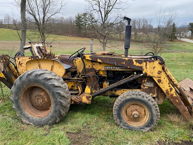 Image of International Harvester 3414 equipment image 1