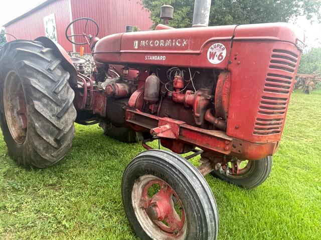 Image of McCormick-Deering W-6 equipment image 3