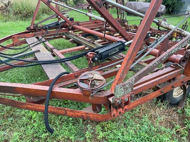 Image of International Harvester Vibra Shank equipment image 4