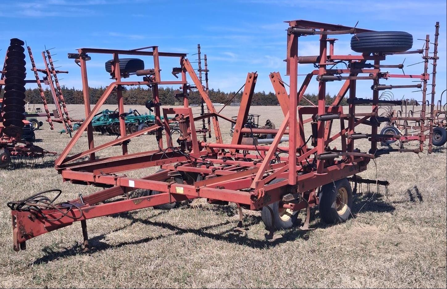 International Harvester Vibra Shank 4500 Equipment Image0