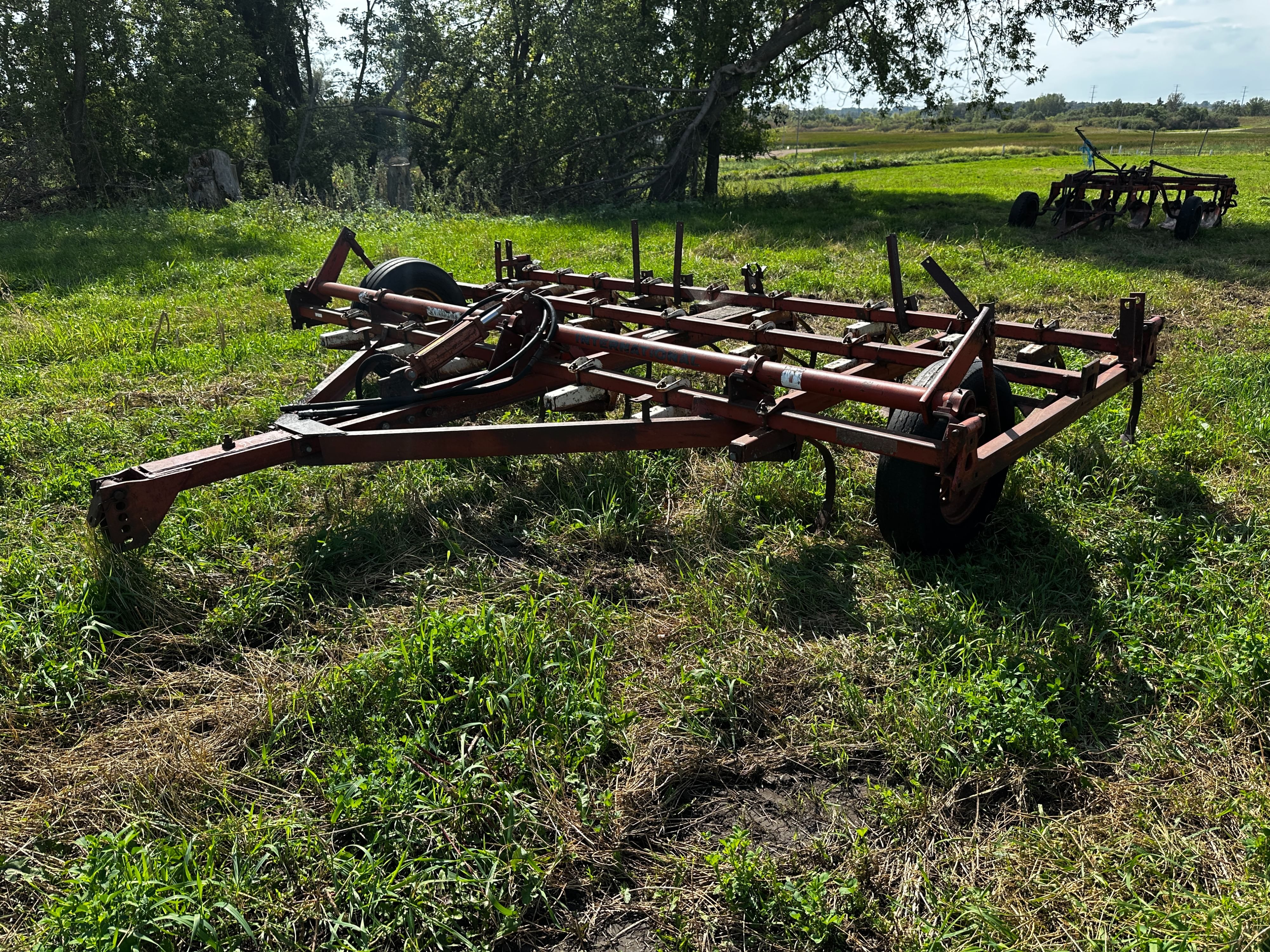 International Harvester Vibra Shank Equipment Image0