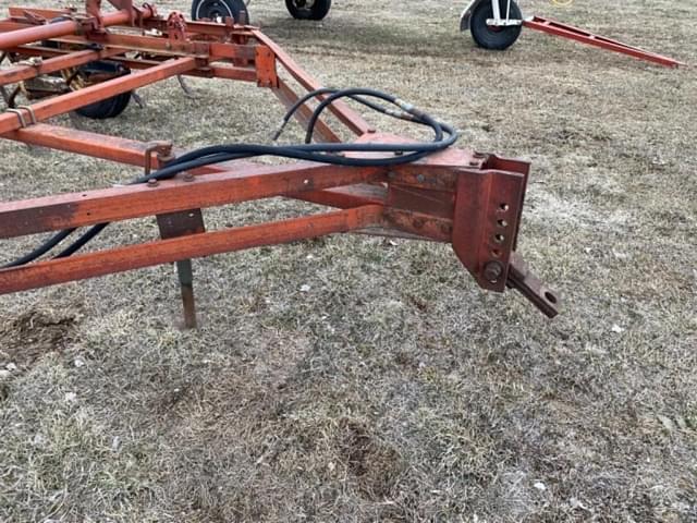 Image of International Harvester Vibra Shank equipment image 2