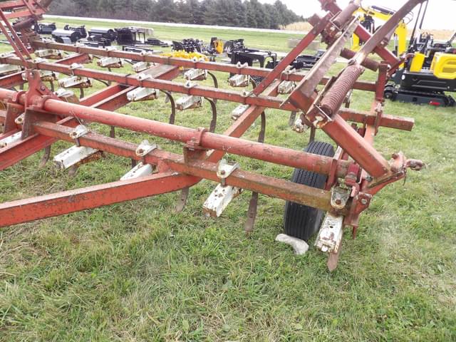 Image of International Harvester Vibra Shank 4500 equipment image 2
