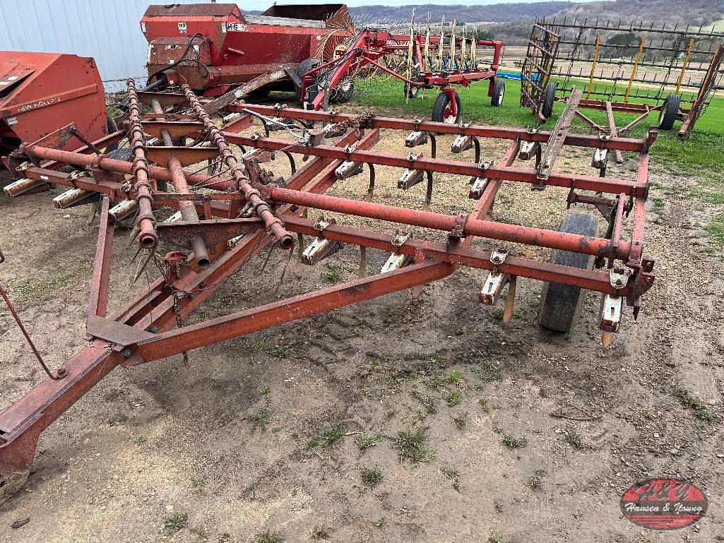 Image of International Harvester Vibra Shank Digger Primary image