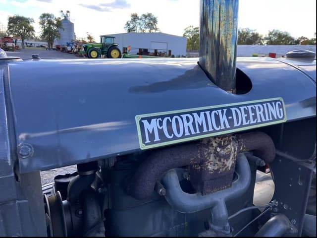 Image of International Harvester  W30 equipment image 2