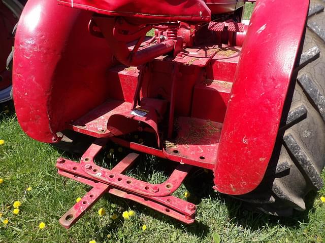 Image of McCormick-Deering W-4 equipment image 4