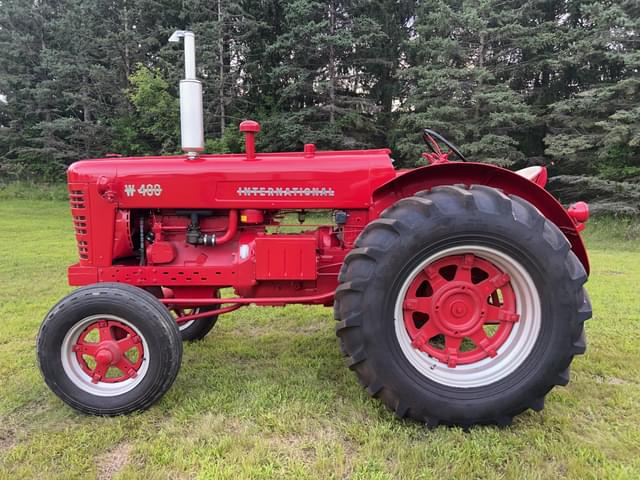 Image of International Harvester W-400 equipment image 1
