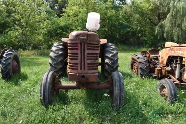 Image of International Harvester W-400 equipment image 1