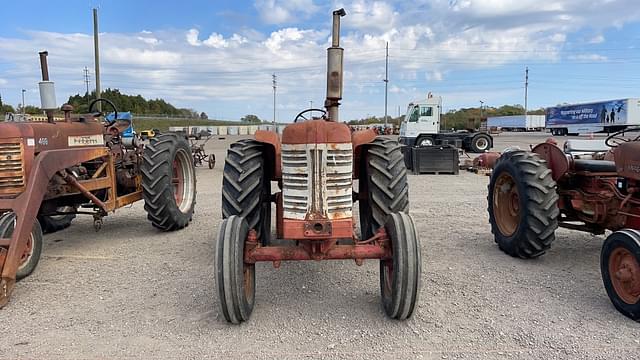 Image of International Harvester W-400 equipment image 1