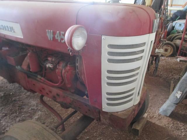 Image of International Harvester W-450 equipment image 2