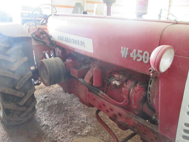 Image of International Harvester W-450 equipment image 3