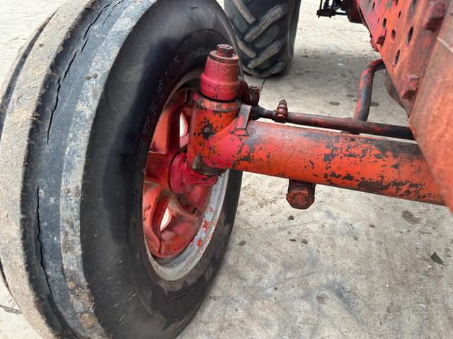 Image of International Harvester W-450 equipment image 4