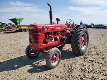 Main image International Harvester Super W6