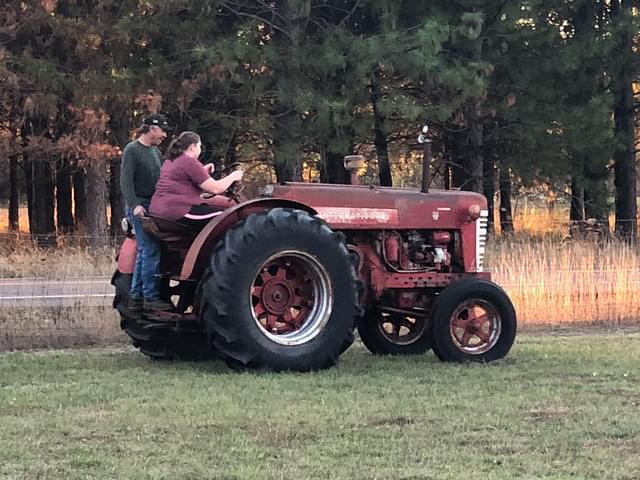 Image of International Harvester W-450 equipment image 1