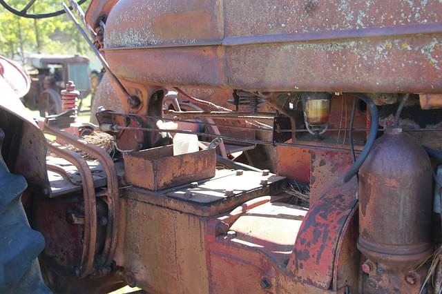 Image of International Harvester Super WD6 equipment image 4