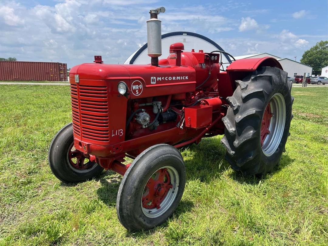 Image of International Harvester WR-9 Primary image