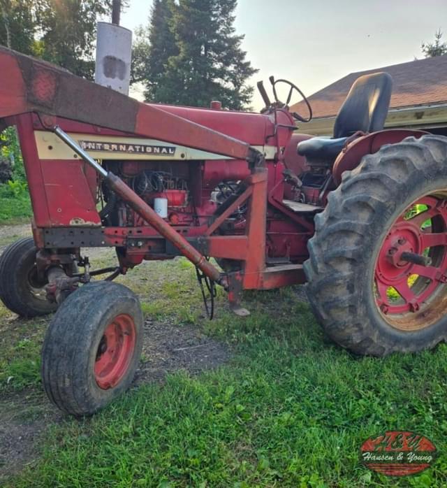 Image of International Harvester 544 equipment image 2