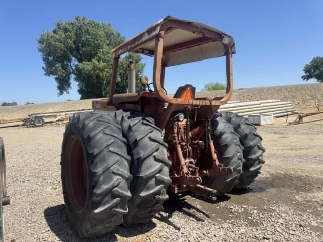 Image of International Harvester 1466 equipment image 1