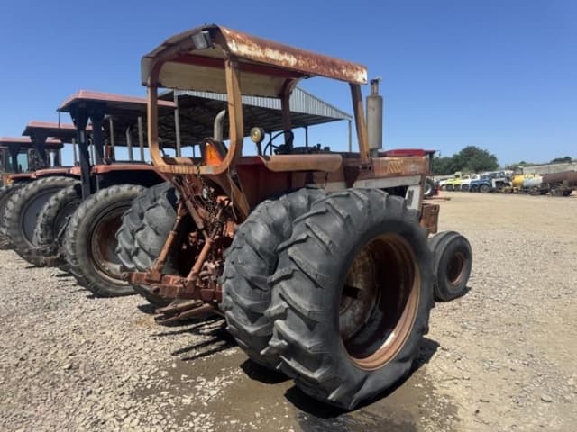 Image of International Harvester 1466 equipment image 2