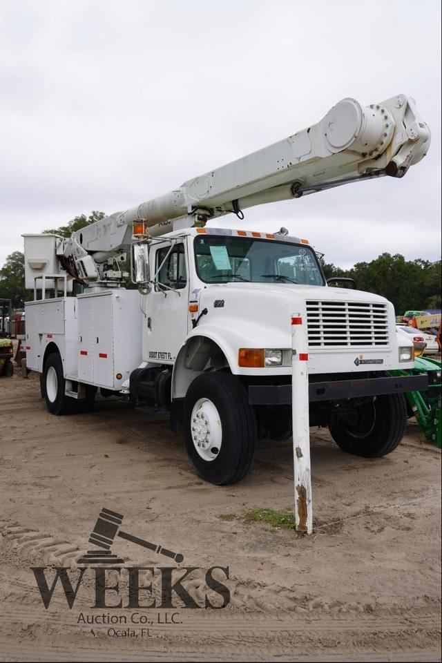 Image of International 4700 equipment image 1