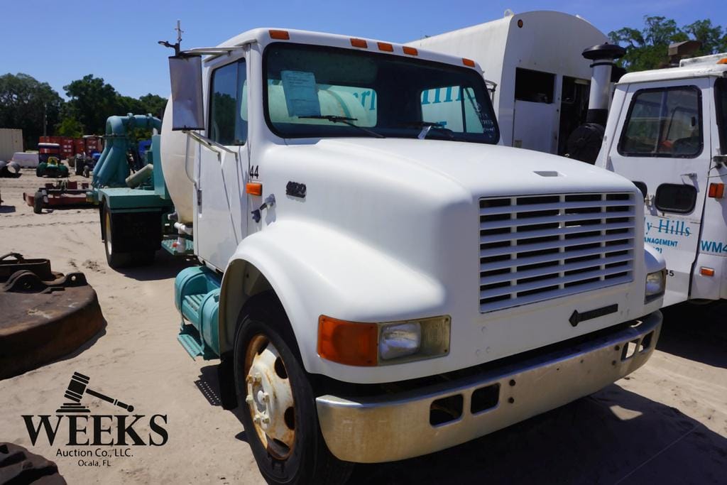 Main image International 4600