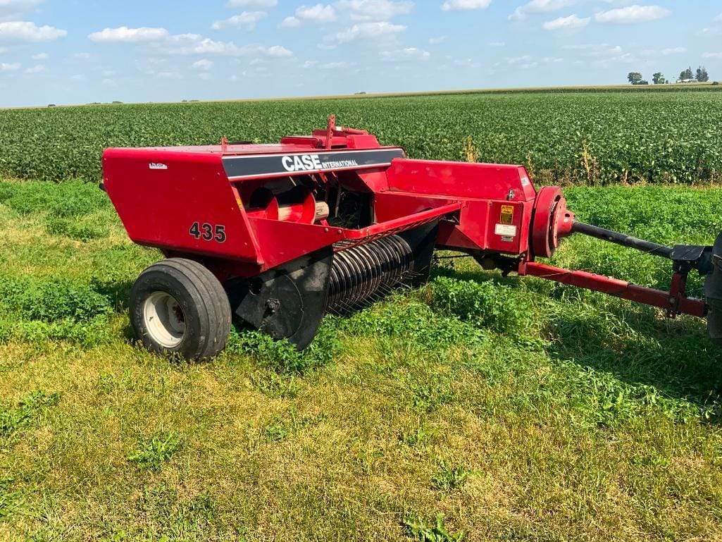 Main image International Harvester 435