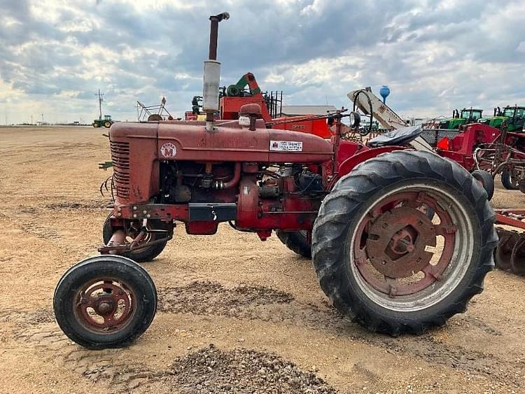 Main image Farmall Super M 2