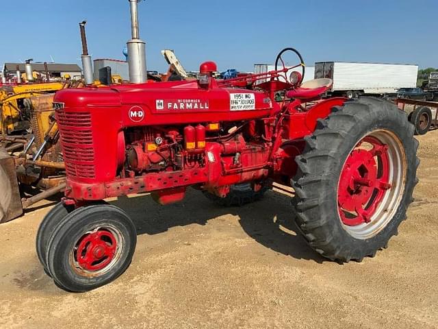 Thumbnail image Farmall MD 0