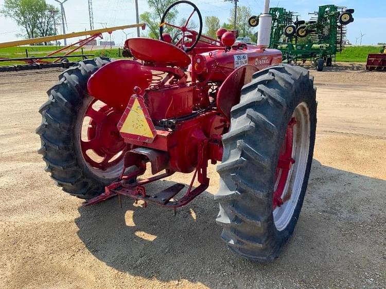 Main image Farmall MD 4