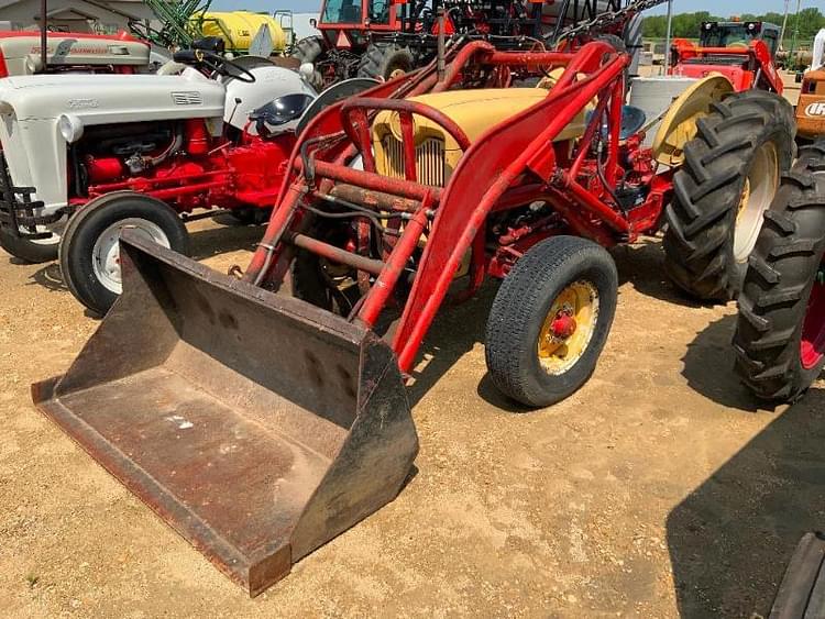 1961 Ford 2000 Equipment Image0