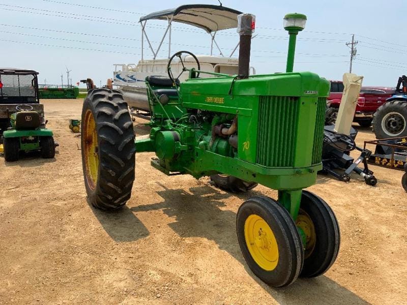 Main image John Deere 70