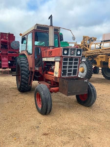 Main image International Harvester 966