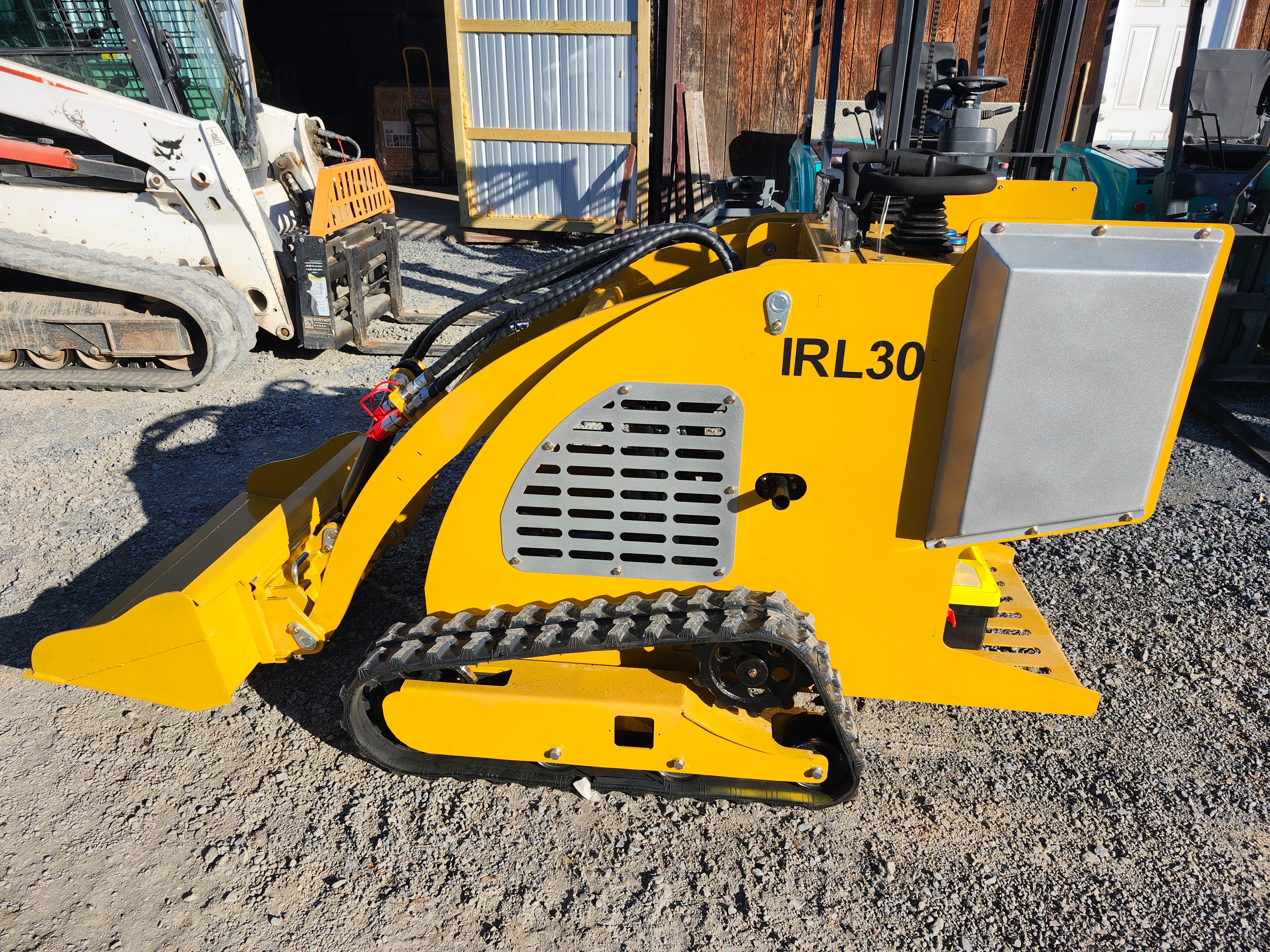2025 IR IRL30 Equipment Image0