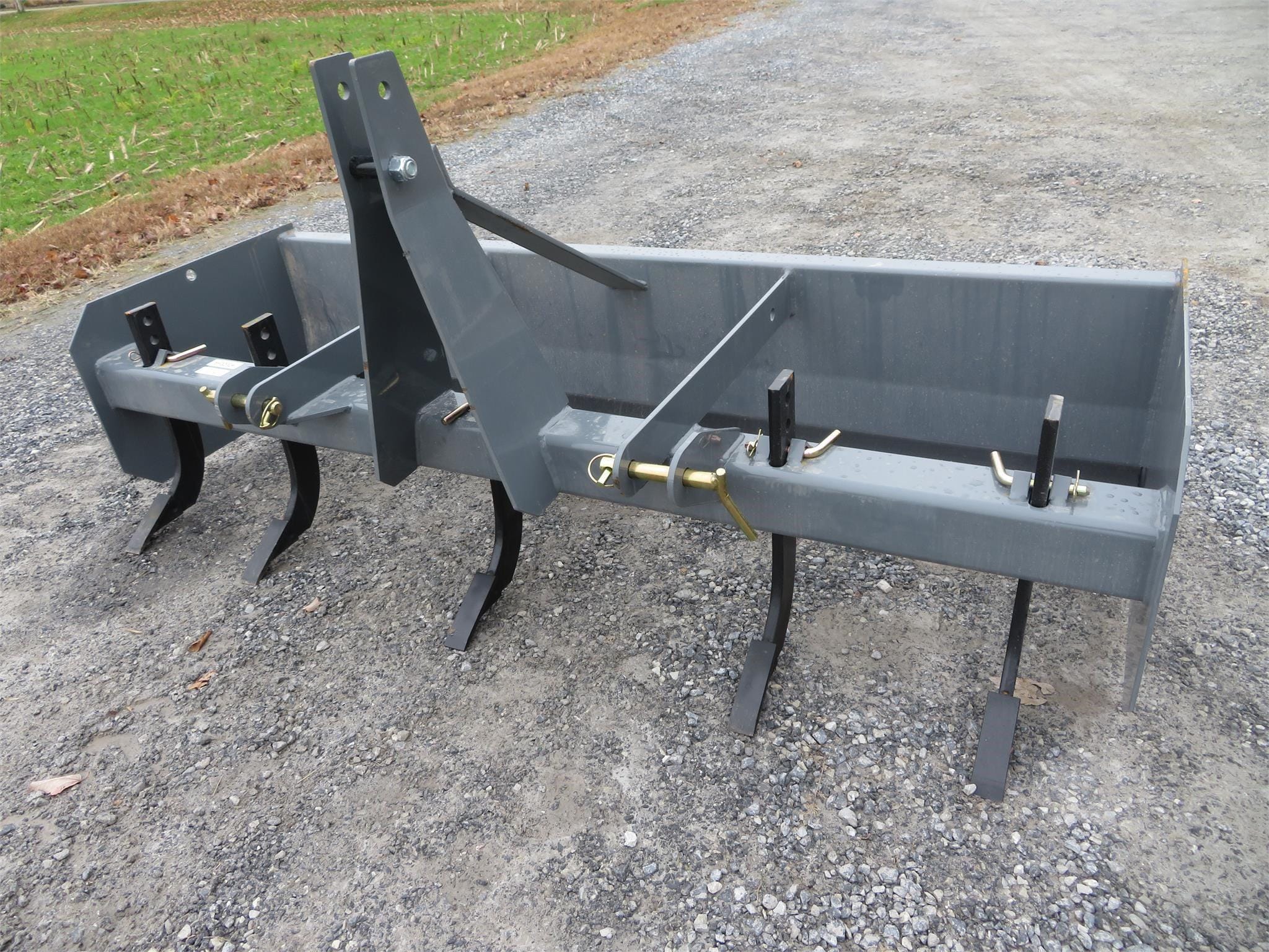 IronCraft 3106 Equipment Image0