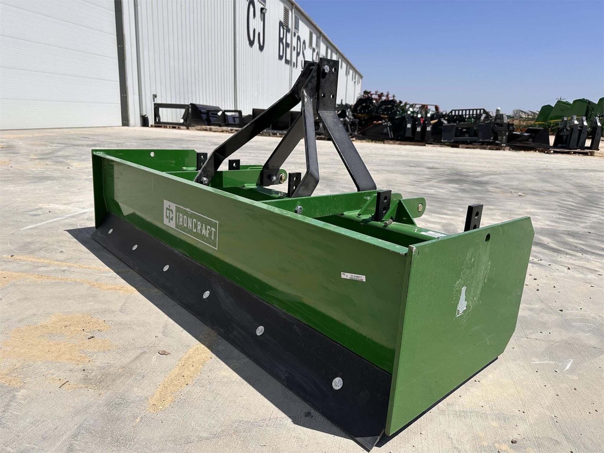 IronCraft 3206 Equipment Image0