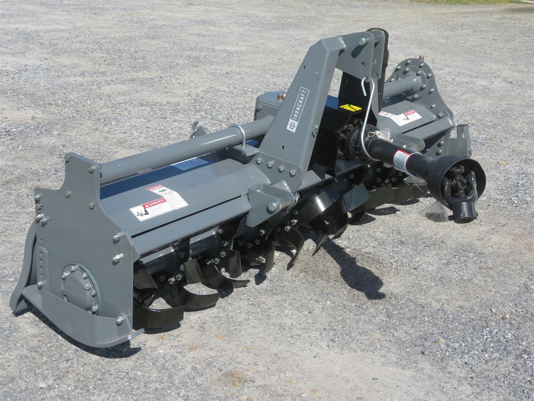 IronCraft UM-72 Equipment Image0