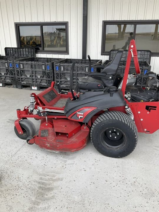 Image of Ferris ISX3300 equipment image 3