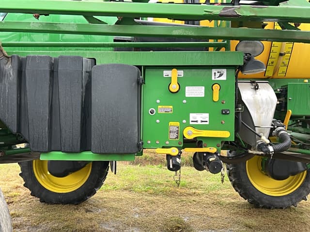 Image of John Deere R4023 equipment image 2