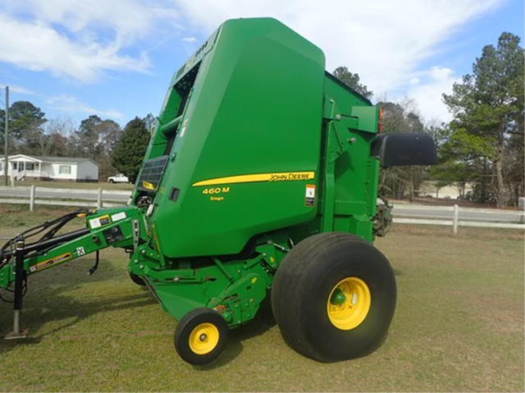 Tractor Zoom John Deere 460M
