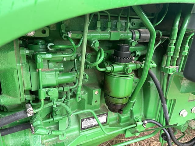 Image of John Deere 5045E equipment image 2