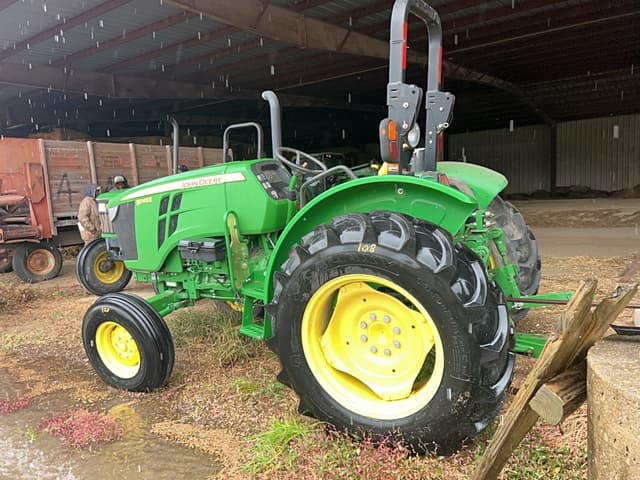 Image of John Deere 5045E equipment image 1