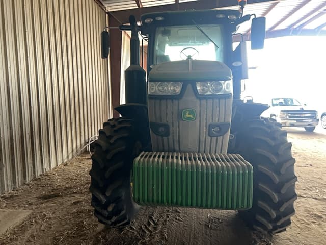 Image of John Deere 7210R equipment image 4