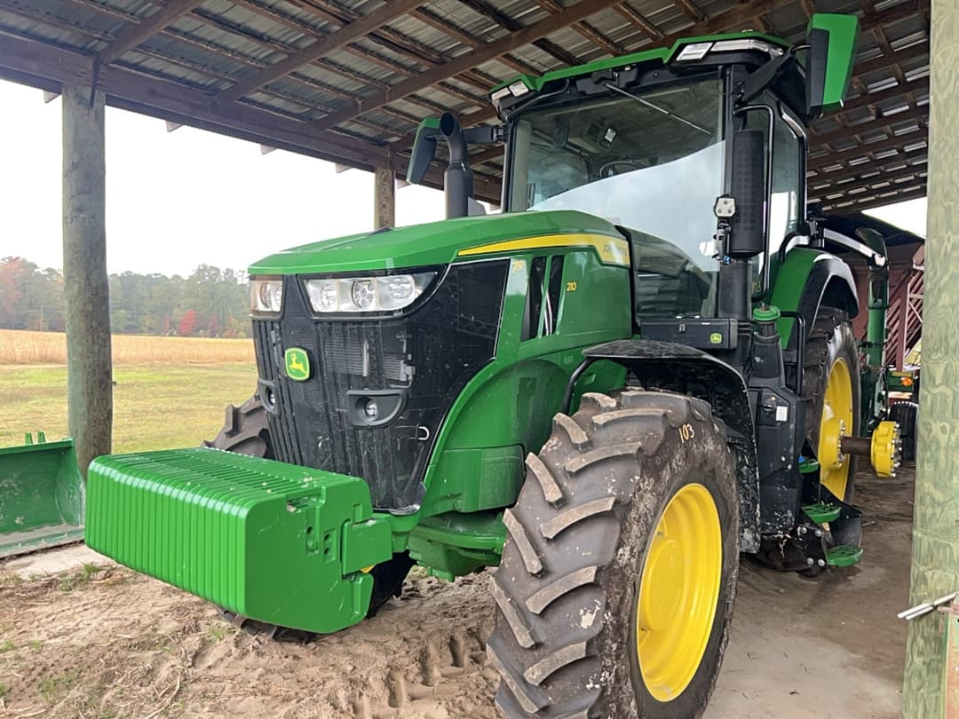Image of John Deere 7R 210 Primary image